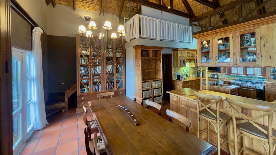 To Let 5 Bedroom Property for Rent in Southern Cross Western Cape